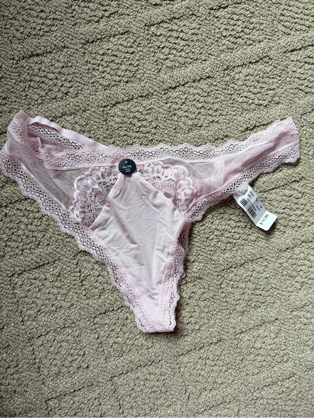 LA VIE EN ROSE | BNWT Lace Thong Size XL